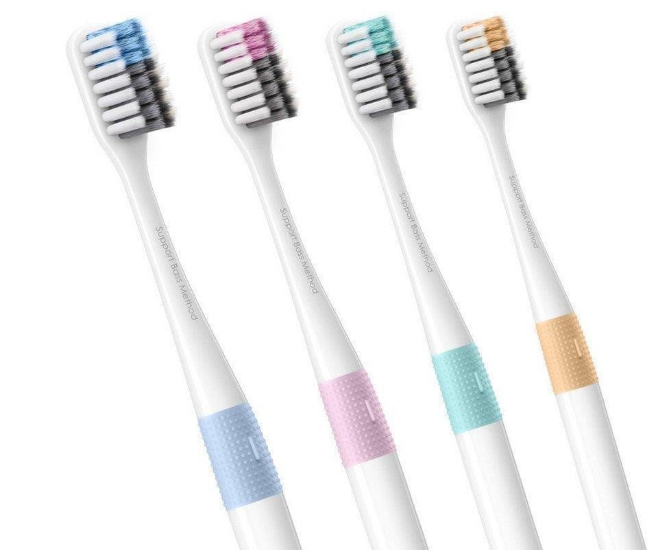 Набор зубных щеток Bass Soft Toothbrush (4pcs/Pack)