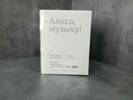 9rB462uSYe.jpg
